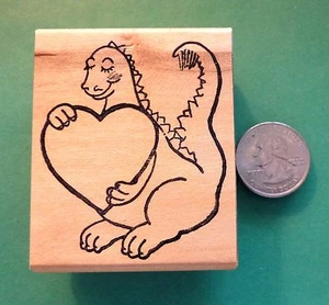 Estampilla de goma amigable de Dino con corazón... montada en madera - Imagen 1 de 2