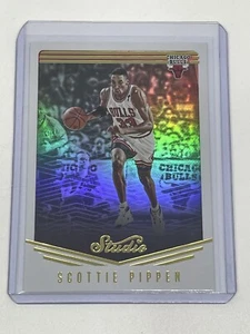 2016-17 Panini Studio Scottie Pippen Base Card Refractor - Picture 1 of 2