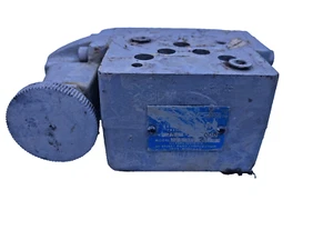 VICKERS DGX 01 2B 51 Hydraulic Pressure Reducing Valve 75-2000 psi - Picture 1 of 3