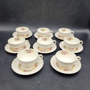 Set of 8 Vintage Spode Copeland England Rose Briar Tea Cups w/ Saucers - Picture 1 of 11