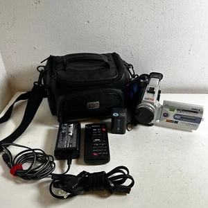 Sony Carl Zeiss DCRTRV50 Handycam Digital Video Camera Recorder with Accessories - Picture 1 of 20