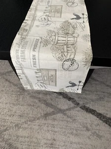 Farm animals Table Runner 42x12 farmhouse Table Linen Picnic Table Topper - Picture 1 of 1