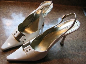 BCBGirls white/off-white high heels pointy toes strap buckle size 7 1/2B - Picture 1 of 12
