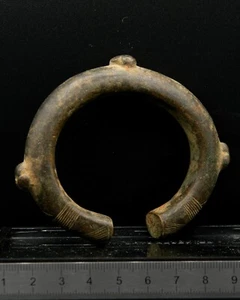 KYRA MINT ANTIQUE bra133 -Genuine West African Bronze Money Bracelet -18th-19th - Picture 1 of 3