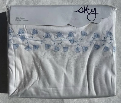 RARE SKY FLORAL WILD FLOWER EMBROIDERED TWIN DUVET COVER SHAM 2pc SET WHITE BLUE - Image 1 of 4