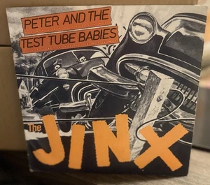 Peter & The Test Tube Babies – Trapper Ain’t Got a Bird 7” EARS2 VG+ - Picture 1 of 3