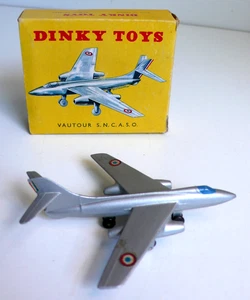 AVION DINKY TOYS   VAUTOUR SNCASO   REF 801  BOITE D'ORIGINE   BON ÉTAT Lg 9 cm - Picture 1 of 10