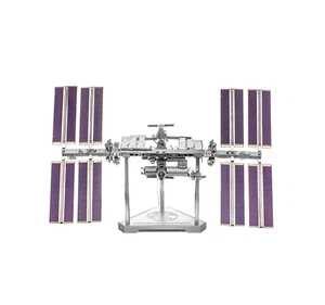 Metal Earth Premium Series International Space Station 3D Metall Puzzle - Bild 1 von 8