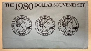 1980 US Mint Susan B Anthony 3-Coin P,D,S Souvenir Set in Green Envelope (501) - Picture 1 of 4
