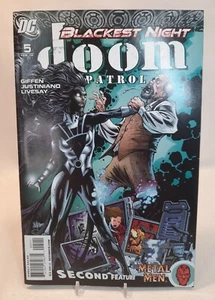💥 DOOM PATROL #5 Blackest Night (2010 DC Comics) Comic Book FREE SHIPPING - Picture 1 of 3