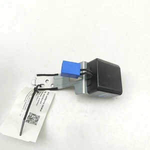 MAZDA CX-5 KF MK2 Telefonantenne TC3M-66-T30 2,0 Benzin 121 kW 2025 32793107 - Bild 1 von 6