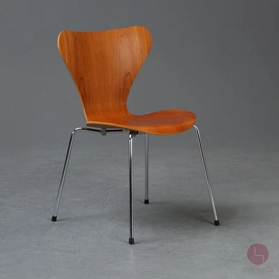 Fritz Hansen Serie 7 Stuhl Eiche Braun Stapelstuhl Jacobsen Danish Design Chair - Bild 1 von 4