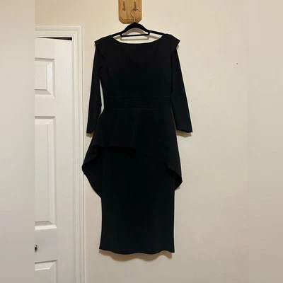 Vestido Chiara Boni preto peplum tamanho 8 cápsula estrutural guarda-roupa formal Itália - Imagem 1 de 4