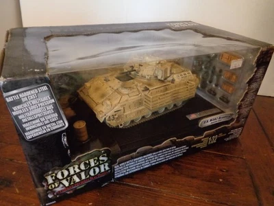 FORCES OF VALOR 1/32 US M3A2 BRADLEY BAGHDAD 2003 80202 - Image 1 of 4