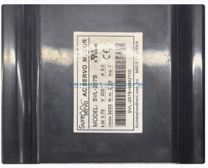 Servomotore AC SureServo SVL-207B usato 1 pezzo testato 0,75 kW - Foto 1 di 1