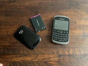 BlackBerry Curve 9320 Black Smartphone  - Picture 1 of 4