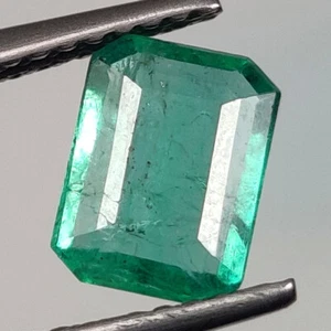 1.05 CT - Natural Emerald Octagon Shape Top Luster Gem Zambian - 7574 - Picture 1 of 2