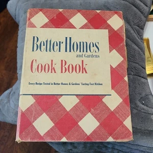 1948 Better Homes & Garden Cookbook Red White Plaid READ Vtg Condition - Picture 1 of 15