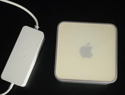 Apple Mac mini Desktop - M9686LL/B A1103 with Adapter - Image 1 of 3
