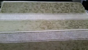 Tessuto tappezzeria/drappeggio floreale verde/beige/avorio ciniglia rotolo 57" 24yds BTY - Foto 1 di 12