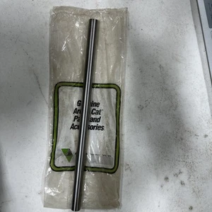 Arctic Cat Kitty Cat Rear Axle 0302-111 NOS - Picture 1 of 3