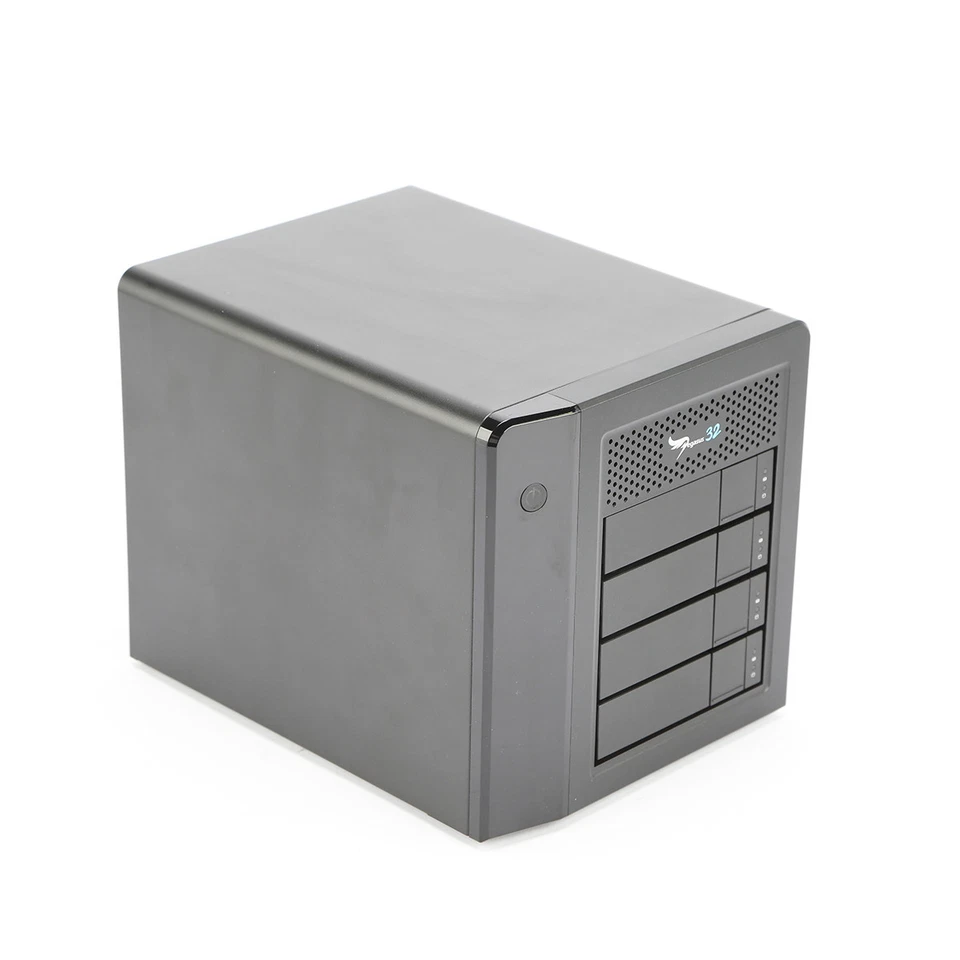 Tecnología Promise Pegasus32 R4 16 TB 4x4 TB 4 bahías Thunderbolt 3U G3D defectuosa Foto 1 de 3