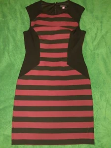 Vince Camuto Kleid Größe 8. Details lesen - Bild 1 von 4