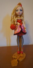Ever After High Apple White BNIB Monster High Doll completa di accessori