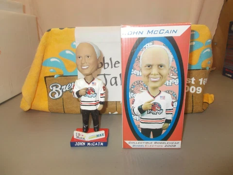 NIB 2008 PRESIDENTIAL JOHN MCCAIN ROCKFORD ICEHOGS BOBBLEHEAD SGA Cover