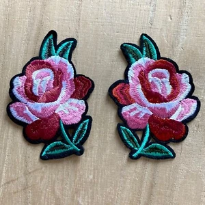 ÉCUSSON PATCH thermocollant, FLEUR Ton Rose symétrique ** 7 x 8 cm ** C172 - Picture 1 of 4