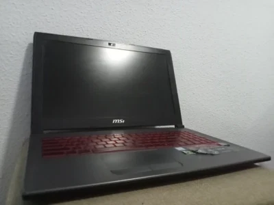 Portátil Gaming MSI Gv62 Full HD Intel Core i5-7º gen GTX 1050 4gb - Imagen 1 de 4