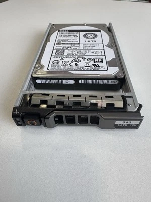 Disco rígido Dell 1.8TB 2.5'' SFF SAS 512e 12G 10K HUC101818CS4204 VTHDD - Imagem 1 de 3