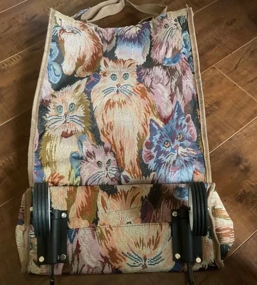 Vintage Cat Tapestry Rolling Collapsible Fold Up Travel/Shopping Bag Pre Owned - Image 1 of 4