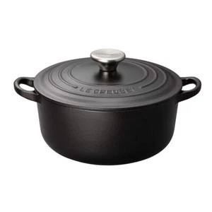 Le Creuset Round French Casserole Oven 4 1/2 QT 4.5Qt Black Satin - Picture 1 of 1