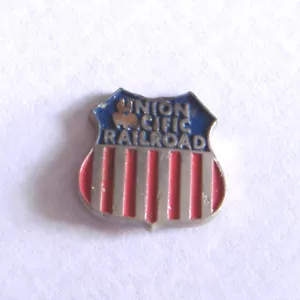 UNION PACIFIC RAILROAD~TOP FOR SMALL VINTAGE TIE TACK PIN - Picture 1 of 3
