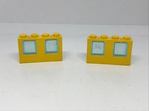 LEGO: 2x Fenster Hublot Flugzeug 1 x 4 x 2 - Ref. 4863c01 gelb - Set 6697 6552 - Bild 1 von 1