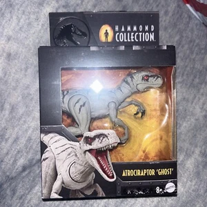 Jurassic World Hammond Collection Atrociraptor Ghost Figure New In Box - Picture 1 of 7
