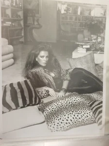 Jackie Collins - Novelista romántica más vendida - Tarjeta autografiada y foto de 8x10 - Imagen 1 de 4