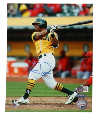 Foto 8x10 firmada por KHRIS DAVIS Oakland Athletics (certificada Beckett/Tristar/MLB) Foto 1 de 3