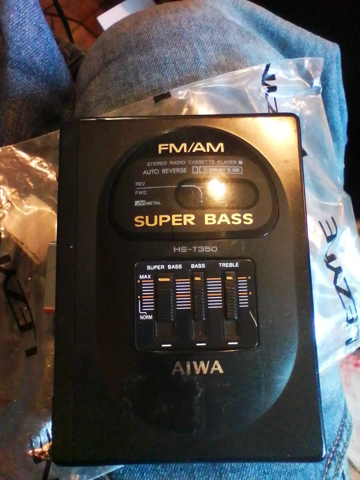 Aiwa Hst350 - Image 1 of 3