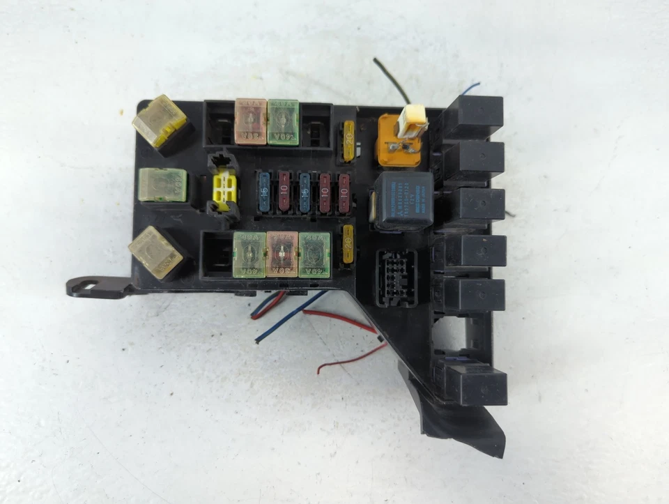 1995 Mitsubishi 3000gt Fusebox Fuse Box Relay Module Q823W - Image 1 of 4