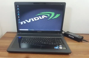 Notebook gigante 18,4" Medion P8610 2x2GHz 480GB SSD Nvidia GeForce SLI Blu-Ray - Foto 1 di 10