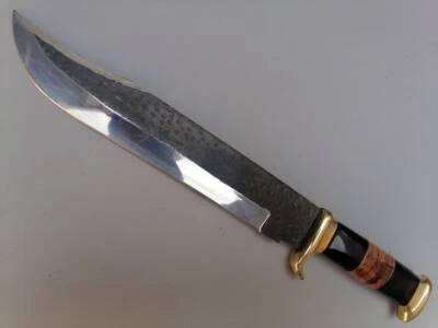 Cuchillo Bowie Dundee de cocodrilo de acero al carbono hecho a mano personalizado con funda de cuero  Foto 1 de 4