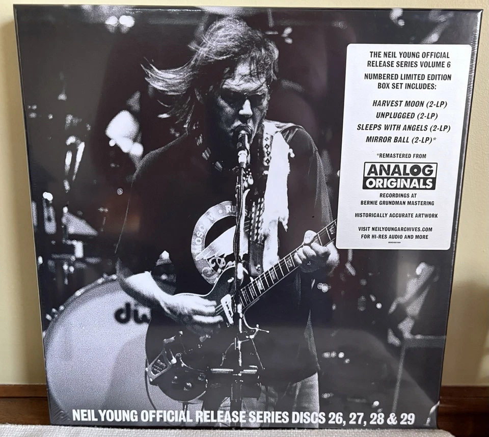 Neil Young - Official Release Series #6 - Discs 26, 27, 28, & 29 [Box Set] - Image 1 of 4