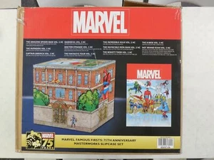 SIGNIERT STAN LEE ~ 1. DRUCK Marvel Masterworks FAMOUS FIRSTS Schuber Set VERSIEGELT - Bild 1 von 12