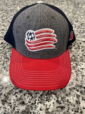 Патриотический Adidas Новая Англия революции MLS бейсбольная кепка шляпа L/XL футбол - Изображение 1 из 4