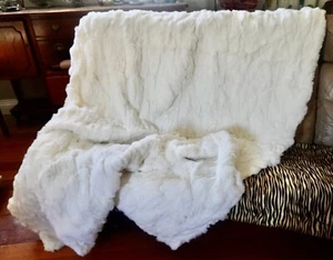 A Stunning White Rex Lapin Throw - 1600 x 1800mm - Insanely Soft - Foto 1 di 10