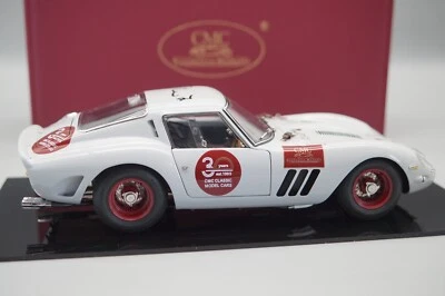 1:18 CMC M-288 Ferrari 250 GTO '30th ANNIVERSARY of CMC' in GREY '30 Jahre CMC' - Bild 1 von 4
