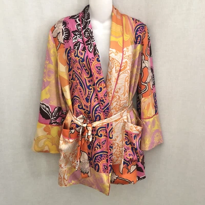 Chaqueta Zara Colorida Floral Paisley Cinturón Boho Talla S Foto 1 de 4