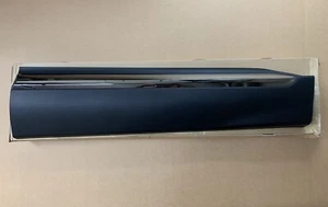 Front Door Lower Molding 2019-2021 Santa Fe Right Hand Side Garnish DARK Chrome - Picture 1 of 4